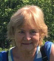gayer eva kicsi